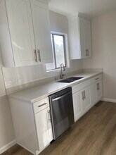 138 N Belmont St in Glendale, CA - Building Photo - Building Photo