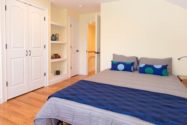 624 Cambridge St, Unit #2 in Boston, MA - Building Photo - Building Photo