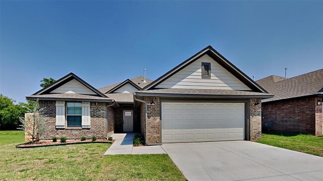 4220 Royal Garden Dr in Yukon, OK - Building Photo - Building Photo