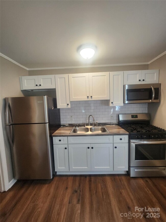 3012 Minnesota Rd in Charlotte, NC - Building Photo - Building Photo