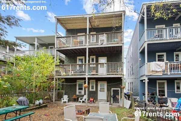 3 Carson St, Unit 1
