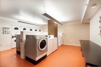 210 N 17th St, Unit 202 in St. Louis, MO - Building Photo - Building Photo