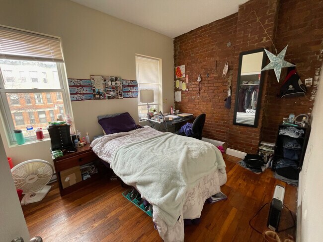 858 Huntington Ave, Unit 5 in Boston, MA - Building Photo - Building Photo