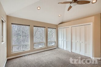 2296 Highwood Ave E in Maplewood, MN - Building Photo - Building Photo