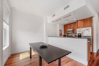 80 Morris St in Jersey City, NJ - Building Photo - Building Photo