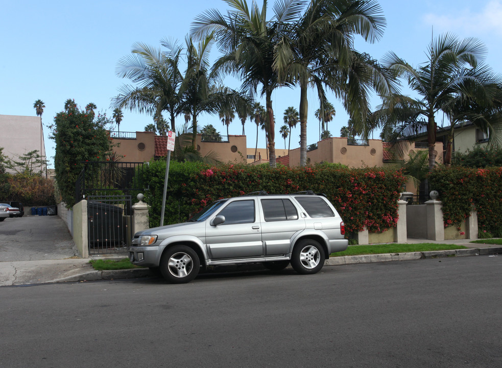 5323 Loma Linda Ave in Los Angeles, CA - Building Photo