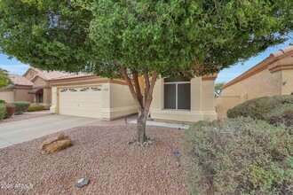 17467 N Sunset Trail, Unit AUCPEG in Surprise, AZ - Building Photo - Building Photo