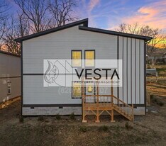 510 Deaverview Rd in Asheville, NC - Building Photo