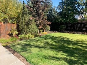 61266 Bighorn Ct in Bend, OR - Building Photo - Building Photo