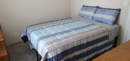 91408 Kellogg Ln in Coos Bay, OR - Foto de edificio - Building Photo