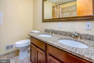 6910 Eagleton Ln in Fort Washington, MD - Building Photo - Building Photo