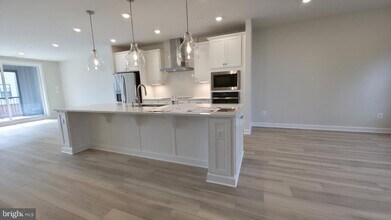 21829 Express Ter in Ashburn, VA - Building Photo - Building Photo