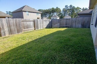 13810 Forest Springs Ln in Willis, TX - Building Photo - Building Photo