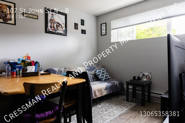 107 St John St N in Regina, SK - Building Photo - Building Photo