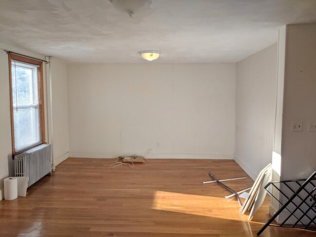 5 Brook St, Unit 2