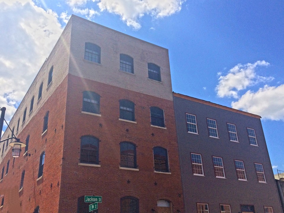 Linseed Lofts in Dubuque, IA - Building Photo