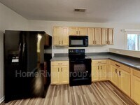 124 Lockport Dr photo'