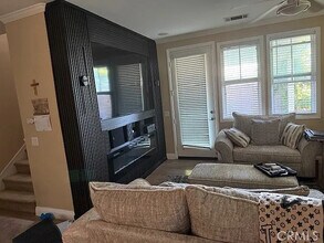 14571 Longwood Ave in Chino, CA - Foto de edificio - Building Photo