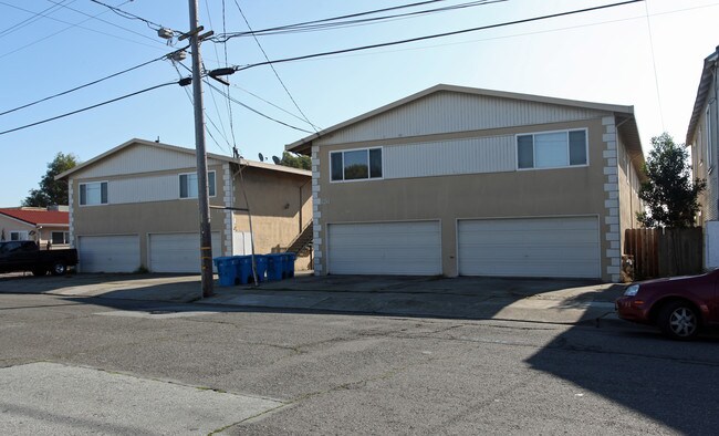 126-136 San Felipe Ave in San Bruno, CA - Building Photo - Building Photo