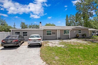 487 89th Ave N in St. Petersburg, FL - Building Photo - Building Photo