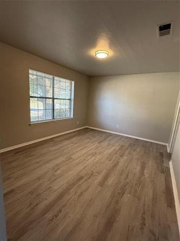 property at 1435 N Bluegrove Rd