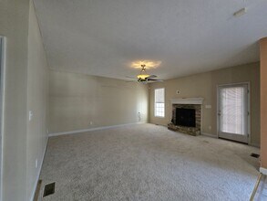 36 Randolph St in Spring Lake, NC - Building Photo - Building Photo