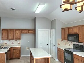 3413 Newgate St in Midlothian, TX - Building Photo - Building Photo