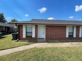 1820 S 13th Pl in Rogers, AR - Building Photo