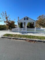 49 Deerfield St, Unit 49 in Quincy, MA - Building Photo