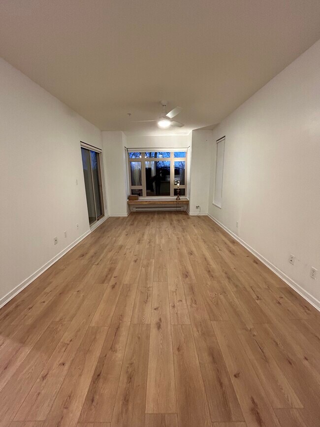 7339 Macpherson Av in Burnaby, BC - Building Photo - Building Photo