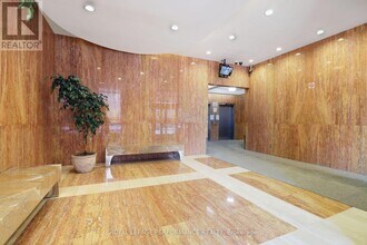 475 Laurier Ave W in Ottawa, ON - Building Photo - Building Photo