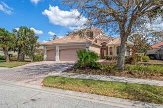 650 Crane Prairie Way in Osprey, FL - Building Photo - Building Photo