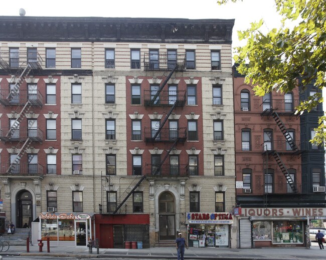 522 Metropolitan Ave in Brooklyn, NY - Building Photo - Building Photo