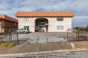 6987 Mendon Ln, Unit 3 in Las Vegas, NV - Building Photo