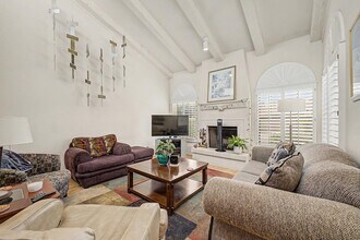 7955 E Chaparral Rd in Scottsdale, AZ - Building Photo - Building Photo
