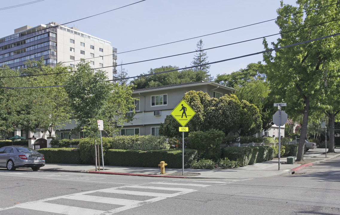 165-171 Alma St in Palo Alto, CA - Building Photo