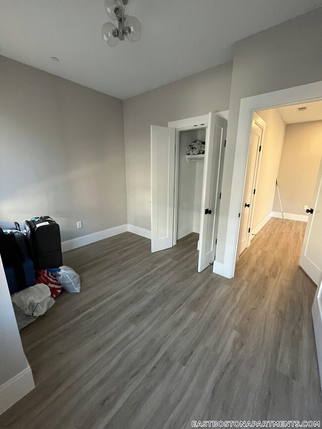 66 Lubec St in Boston, MA - Building Photo - Building Photo