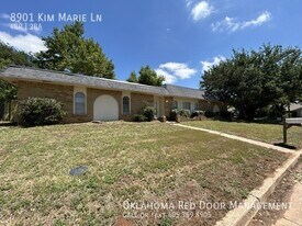 8901 Kim Marie Ln in Oklahoma City, OK - Building Photo