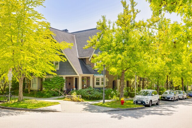 6388 Hawthorn Ln in Vancouver, BC - Building Photo - Building Photo