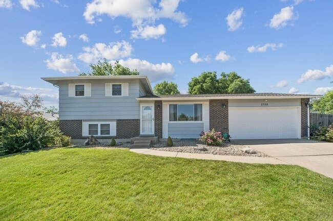 property at 2730 Ridge Dr