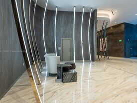 1000 Brickell Plz, Unit 2301 in Miami, FL - Building Photo