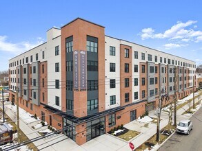 416 Highland Ave in Orange, NJ - Building Photo - Building Photo