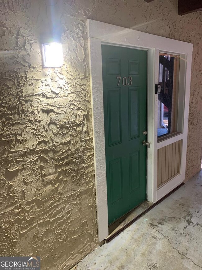 property at 3575 Oakvale Rd
