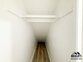 7323 Winnetka Ave, Unit 116 in Los Angeles, CA - Building Photo - Building Photo