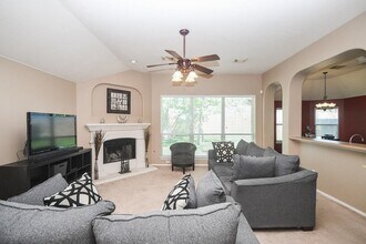 5823 Knollwood Tr in Spring, TX - Building Photo - Building Photo