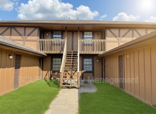 property at 2100 SW 9th St