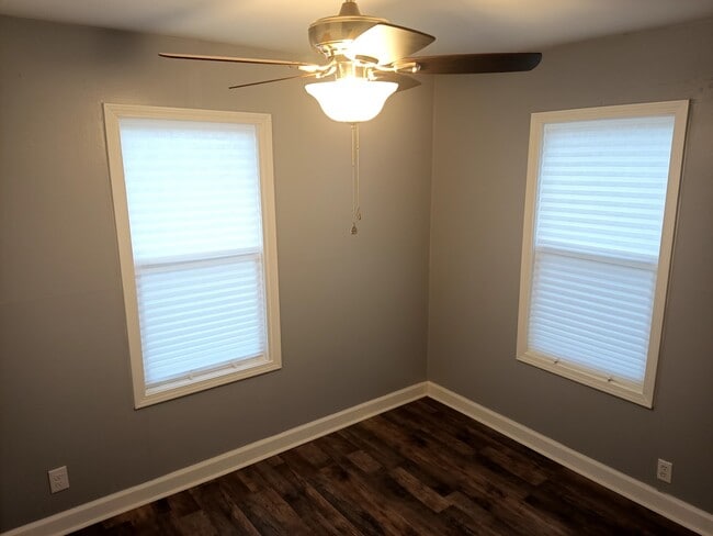 303 Fleetwood Dr in Waynesville, MO - Building Photo - Building Photo