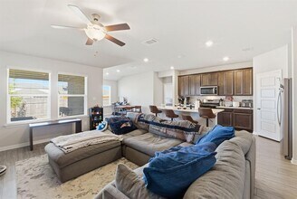 17800 Fairbridge Ln in Manor, TX - Building Photo - Building Photo