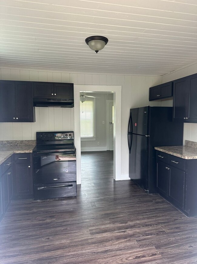 6015 Mitchell St in Flowery Branch, GA - Building Photo - Building Photo