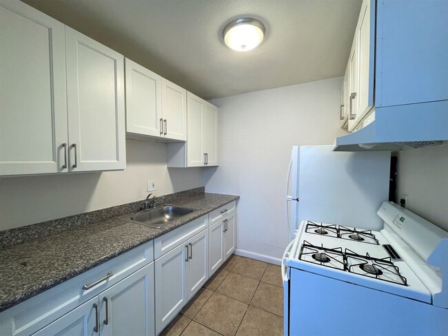 Renovated Apartments at 150 Gateway Court in Stockton, CA - Building Photo - Interior Photo